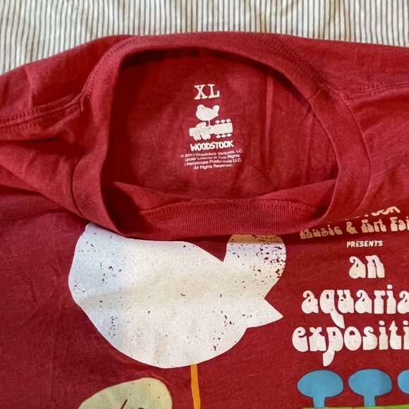 32 Bar Blues  Woodstock Classic Poster Style T Shirt - Size XL - Picture 3 of 3